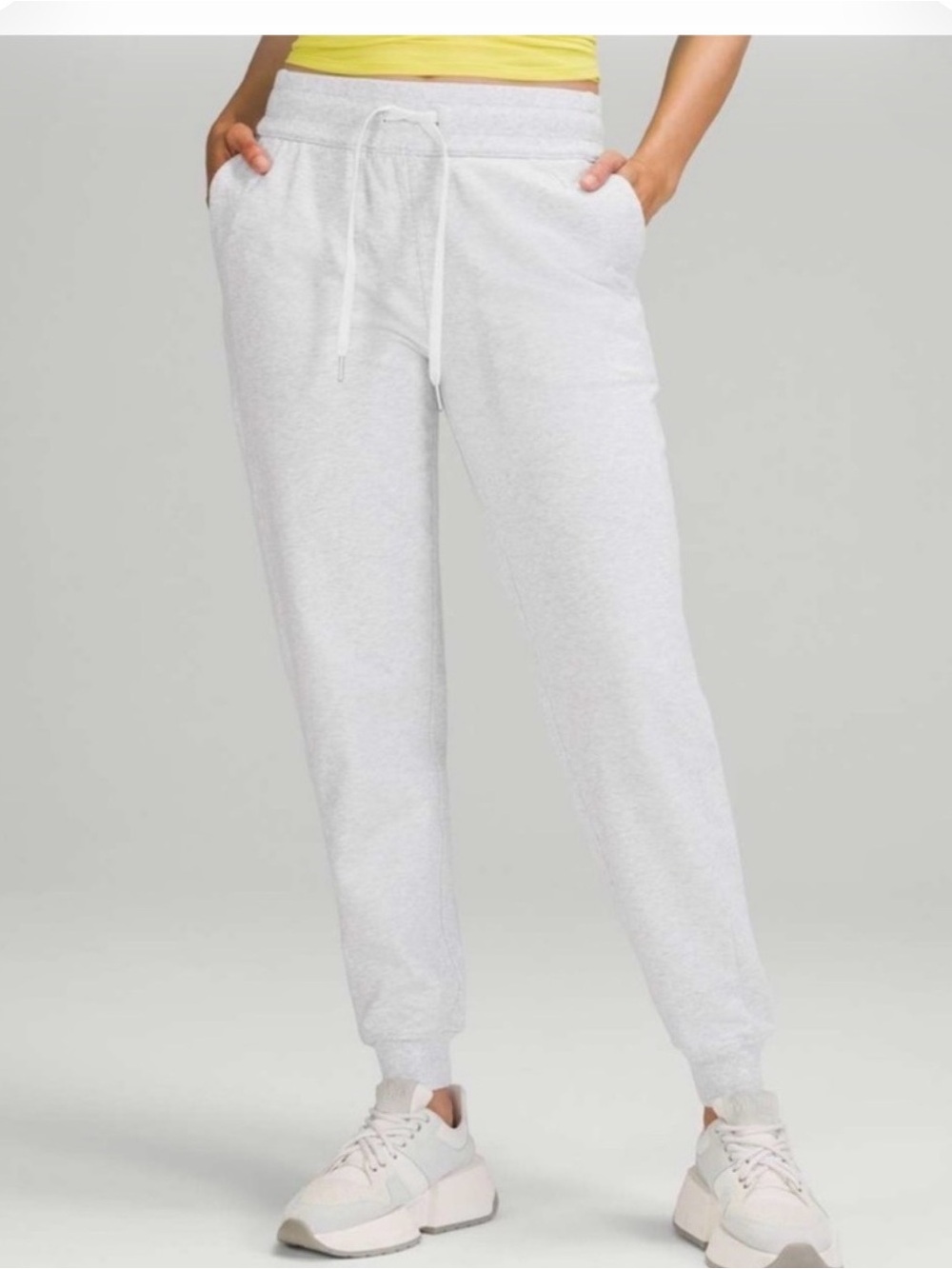 Lululemon Athletica Scuba High-Rise Jogger French Terry Light Grey 6